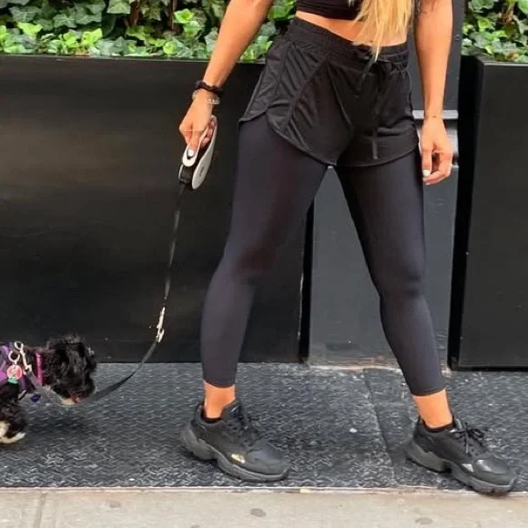 ALO Yoga | Pants & Jumpsuits | 2in Alo Airlift Legging Black | Poshmark